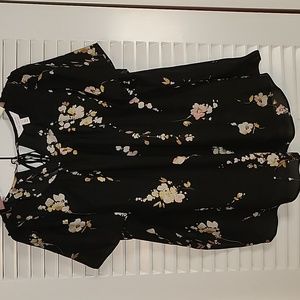 Bundle 3 for $10 LC LAUREN CONRAD BLACK FLORAL TOP